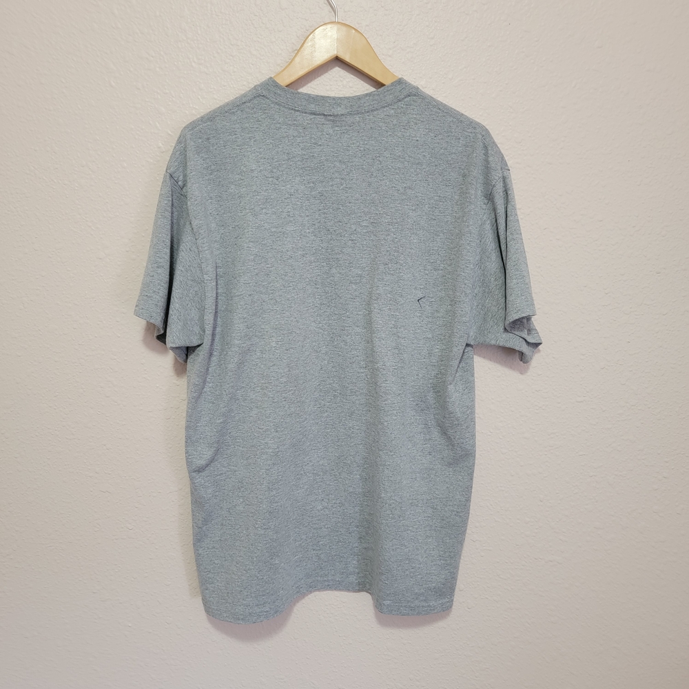 Fruit of the Loom Hampton Beach Airbrush Eye Makeup Heather Grey Gray Purple Tee - Picture 2 of 11
